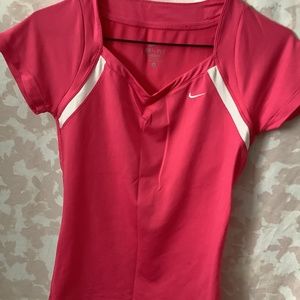 Women’s Nike tennis shirt, size small